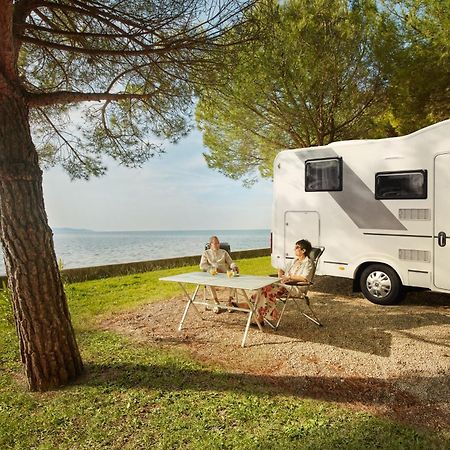 Camping Adria Ankaran - Pitches Exteriör bild