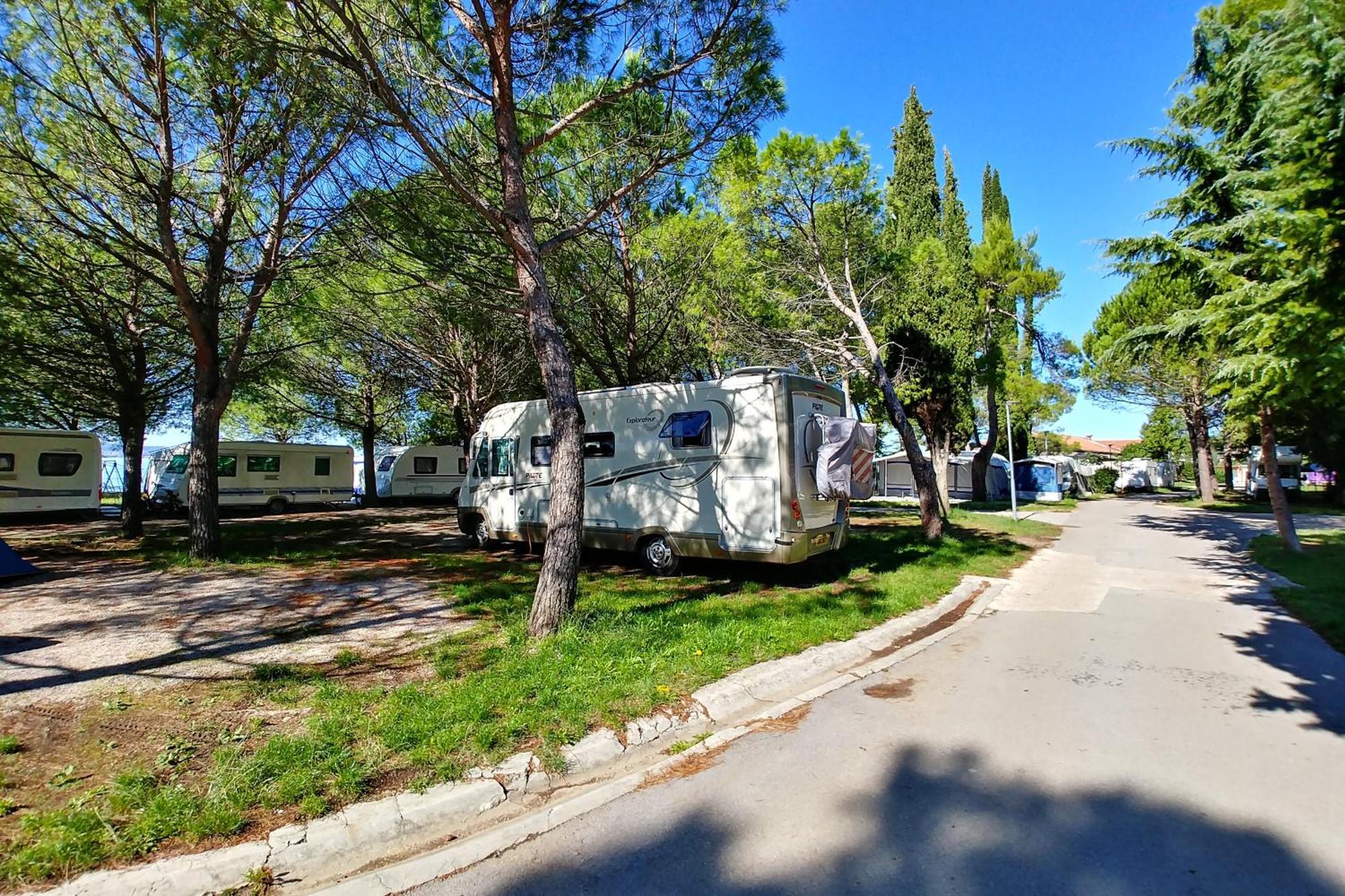Camping Adria Ankaran - Pitches Exteriör bild