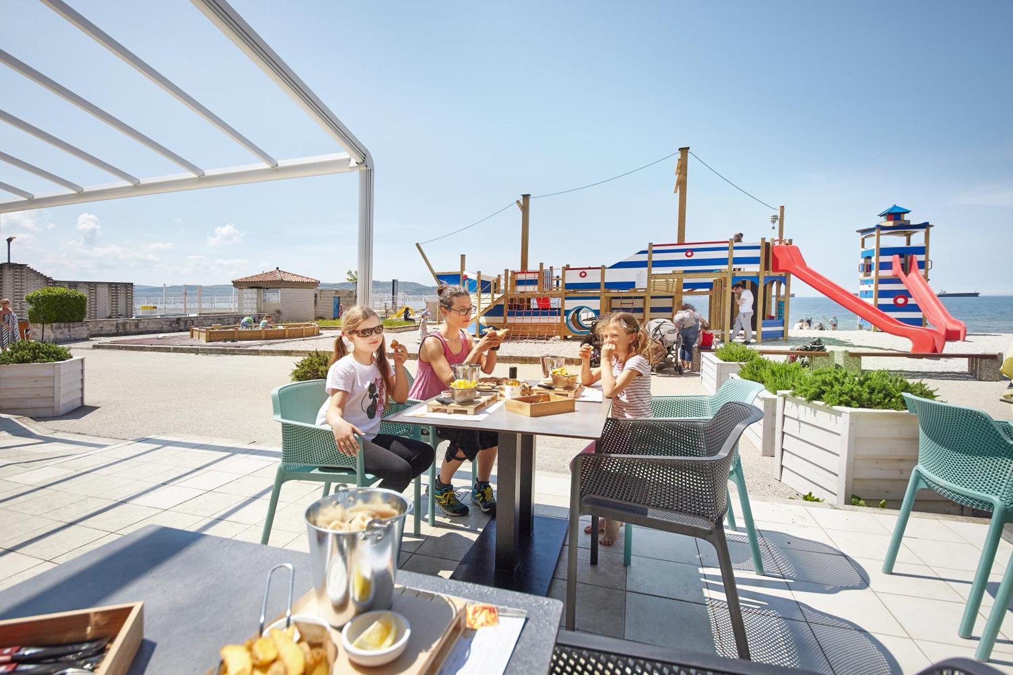 Camping Adria Ankaran - Pitches Exteriör bild
