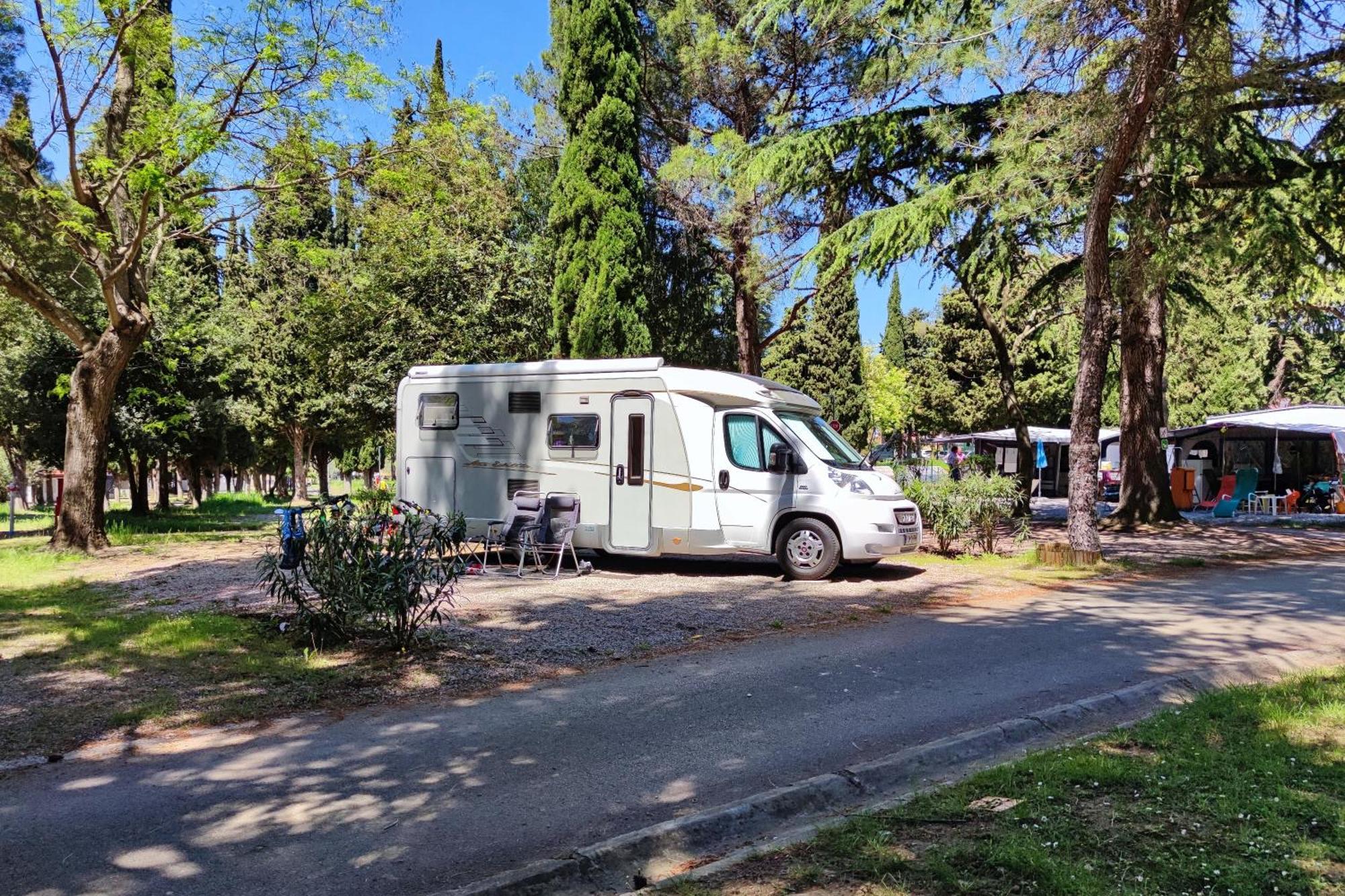 Camping Adria Ankaran - Pitches Exteriör bild