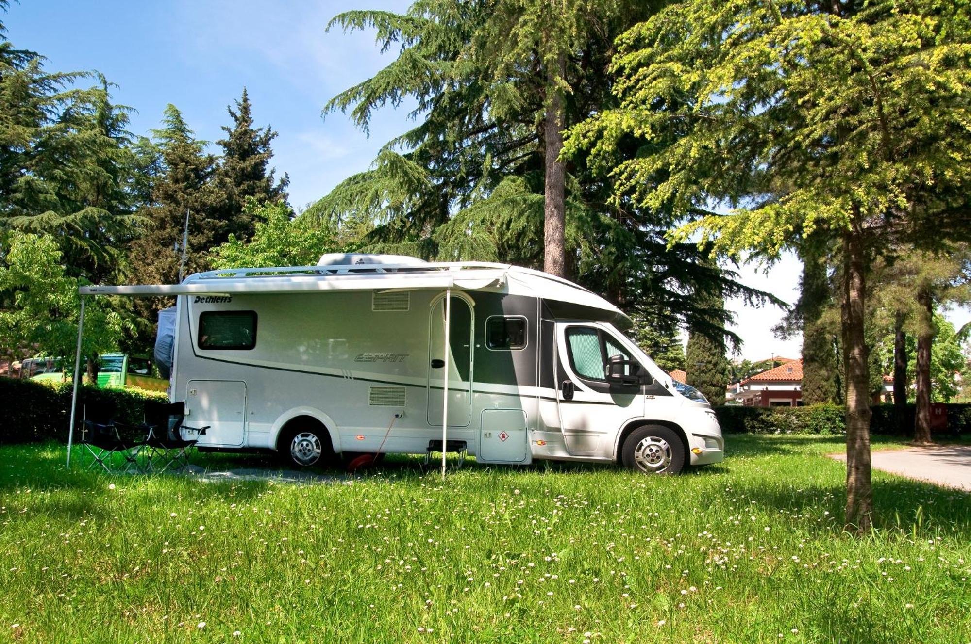 Camping Adria Ankaran - Pitches Exteriör bild
